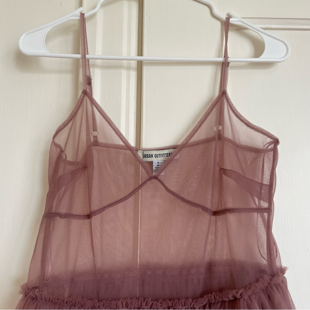 NEW Urban Outfitters Aida sheer mesh ruffle midi dress in Mauve size Small - Picture 2 of 4